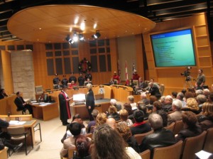 Councillor Linda Reimer takes oath